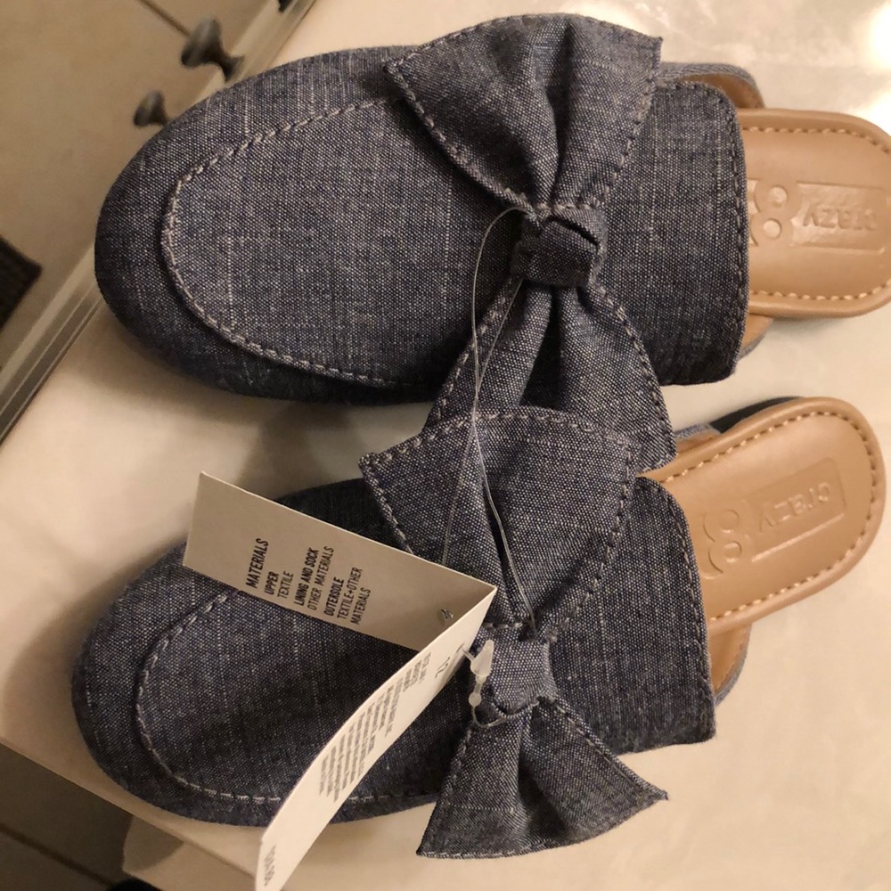Little girl mules